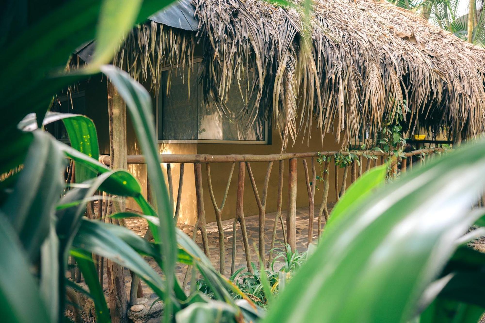 Junto Al Rio Bungalows & Suites Sayulita Exterior photo