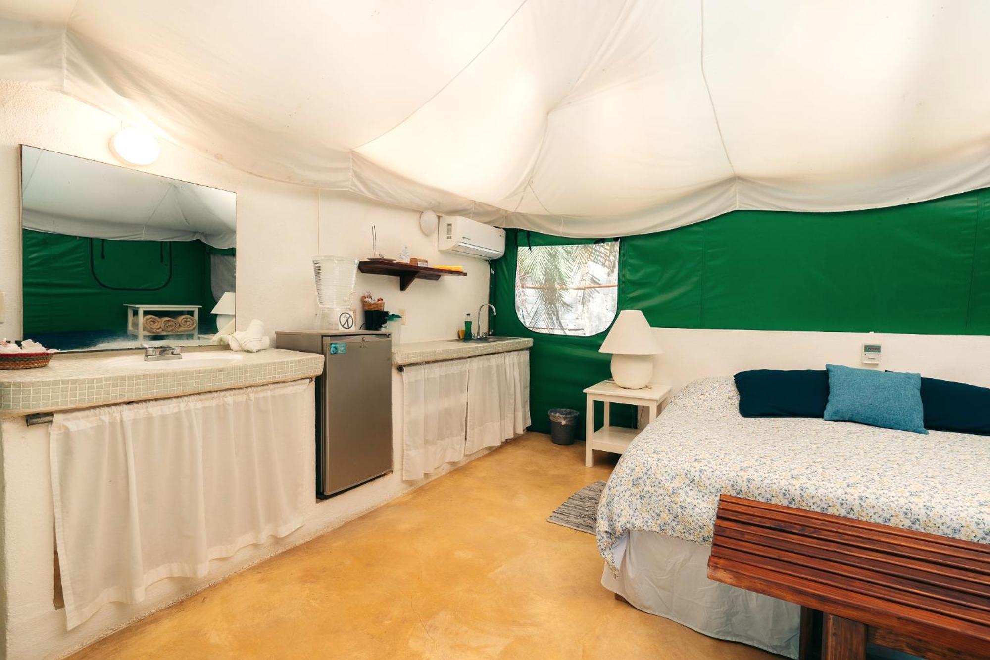 Junto Al Rio Bungalows & Suites Sayulita Exterior photo